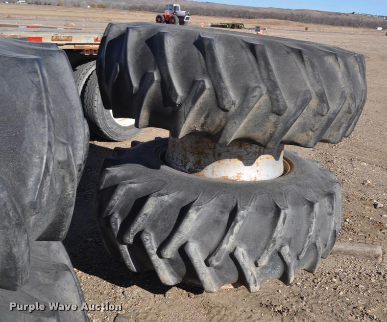 image for item L5136 (8) Case 20.8-34 dual tires and wheels