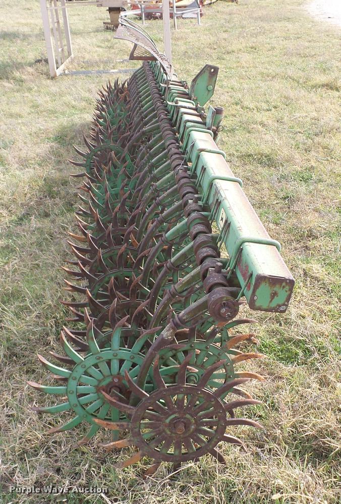 image for item AG9141 John Deere 400 rotary hoe