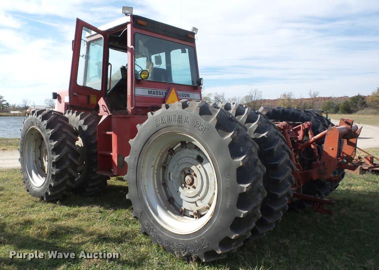 image for item AG9149 Massey-Ferguson 4900 4WD tractor