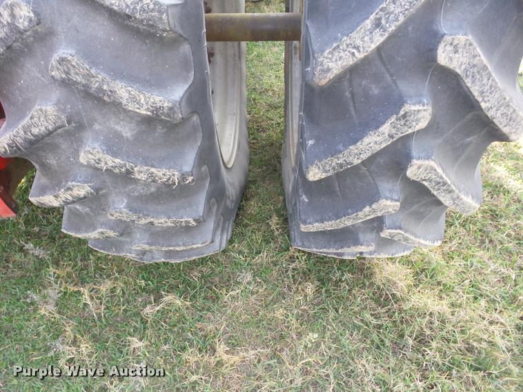 image for item AG9149 Massey-Ferguson 4900 4WD tractor