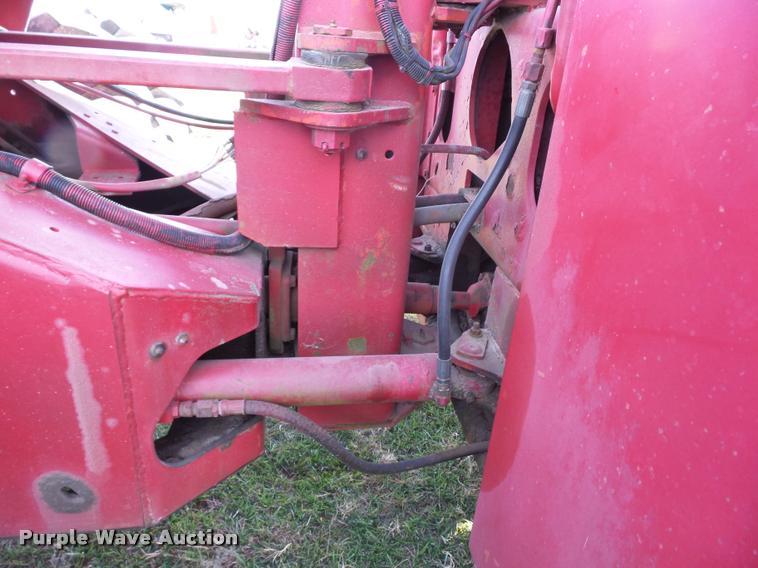 image for item AG9149 Massey-Ferguson 4900 4WD tractor