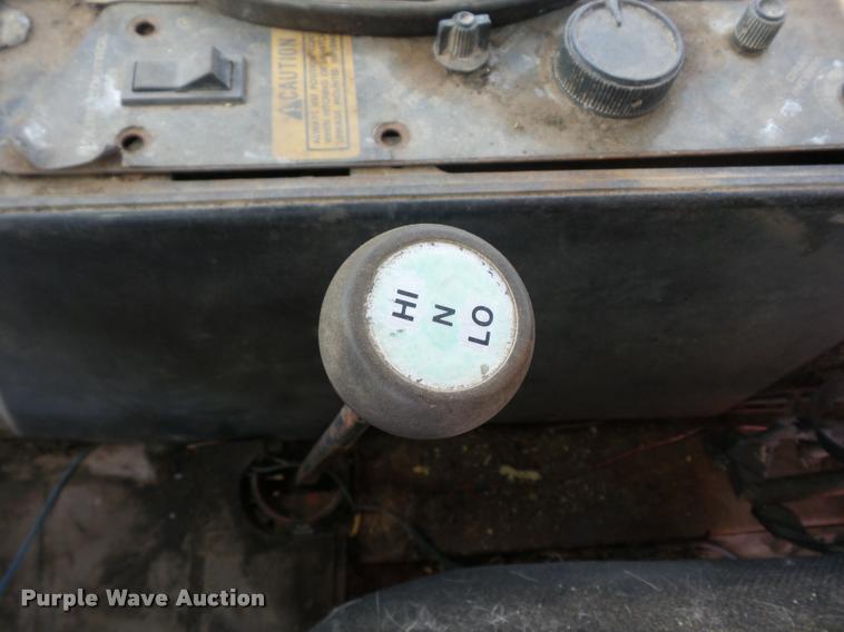 image for item AG9149 Massey-Ferguson 4900 4WD tractor