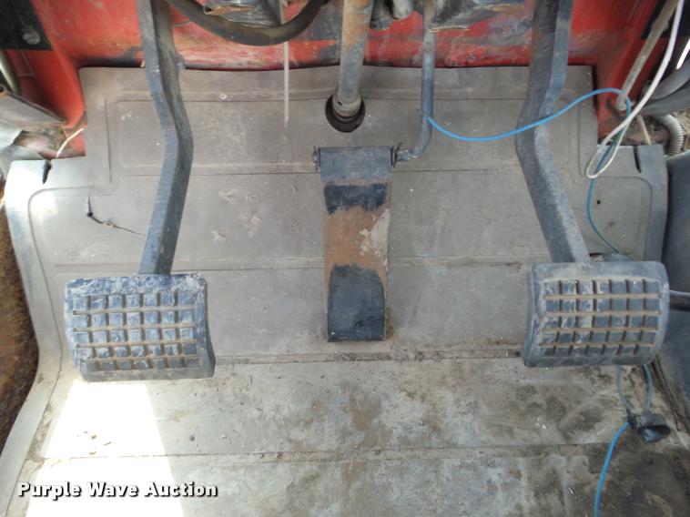 image for item AG9149 Massey-Ferguson 4900 4WD tractor