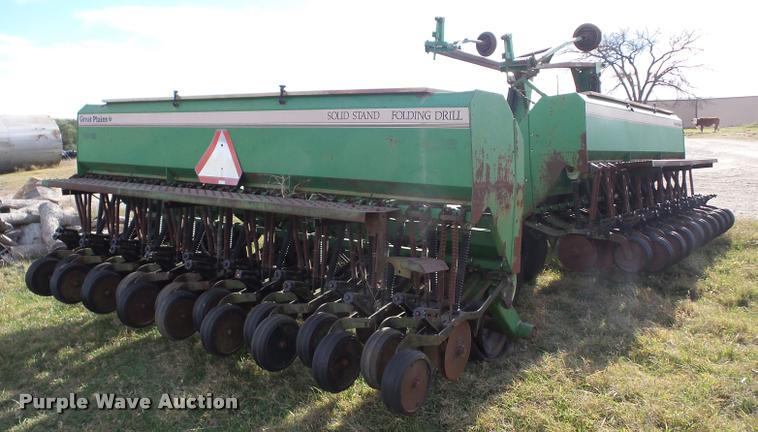 image for item AG9151 Great Plains Solid Stand 36 grain drill