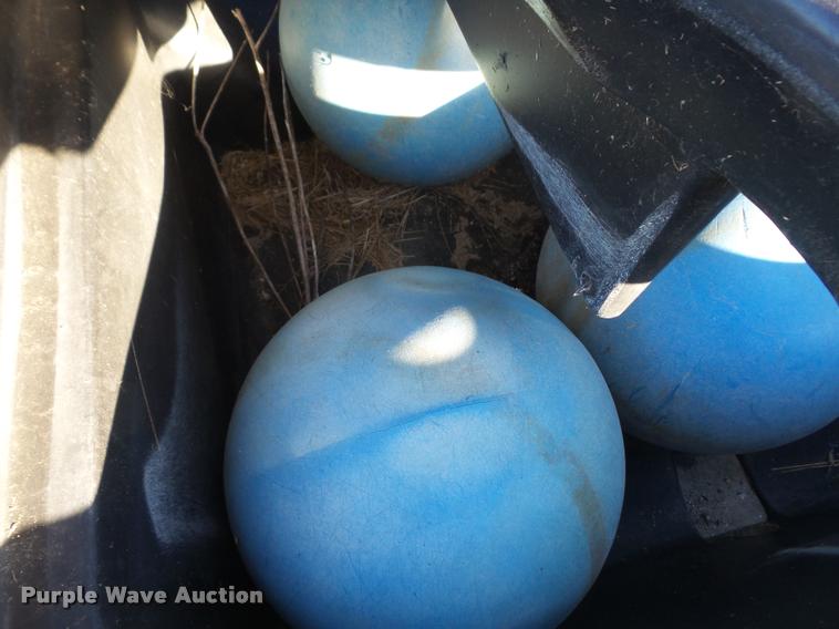 image for item BW9596 Mirafount six hole energy free waterer