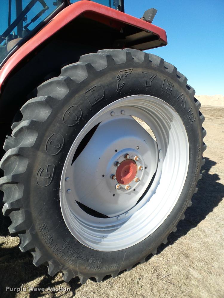 image for item BZ9245 2006 McCormick MTX135 MFWD tractor