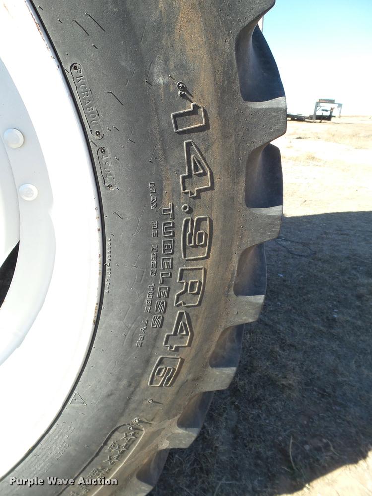 image for item BZ9245 2006 McCormick MTX135 MFWD tractor