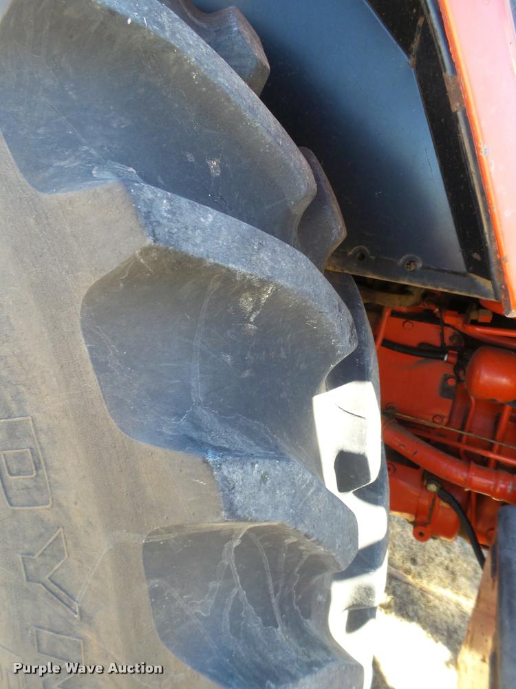 image for item BZ9245 2006 McCormick MTX135 MFWD tractor