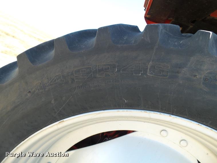 image for item BZ9245 2006 McCormick MTX135 MFWD tractor