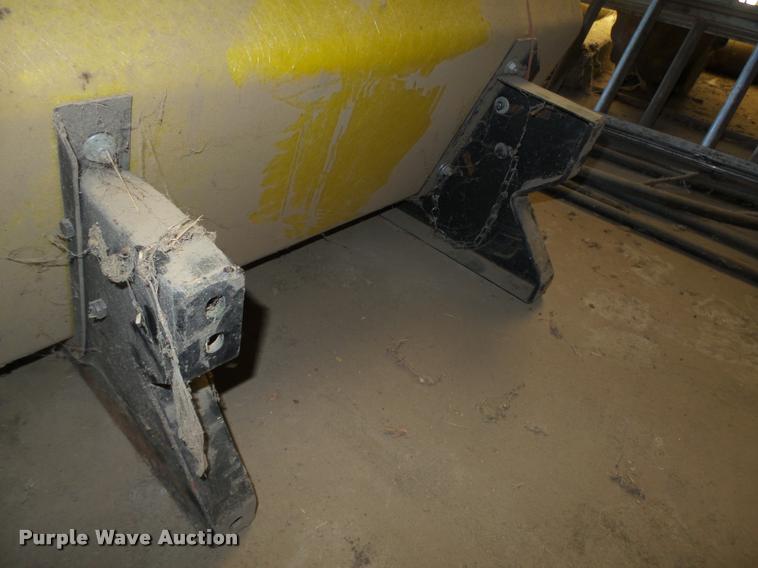 image for item CA9280 (3) John Deere fertilizer boxes