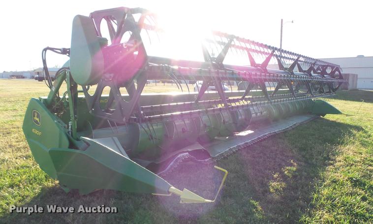 image for item DA2067 2011 John Deere 630F HydraFlex head