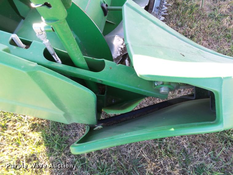 image for item DA2067 2011 John Deere 630F HydraFlex head