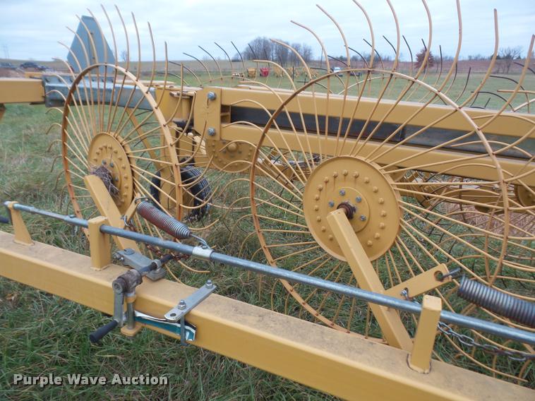 image for item DA3825 2006 Vermeer WRX12 wheel rake