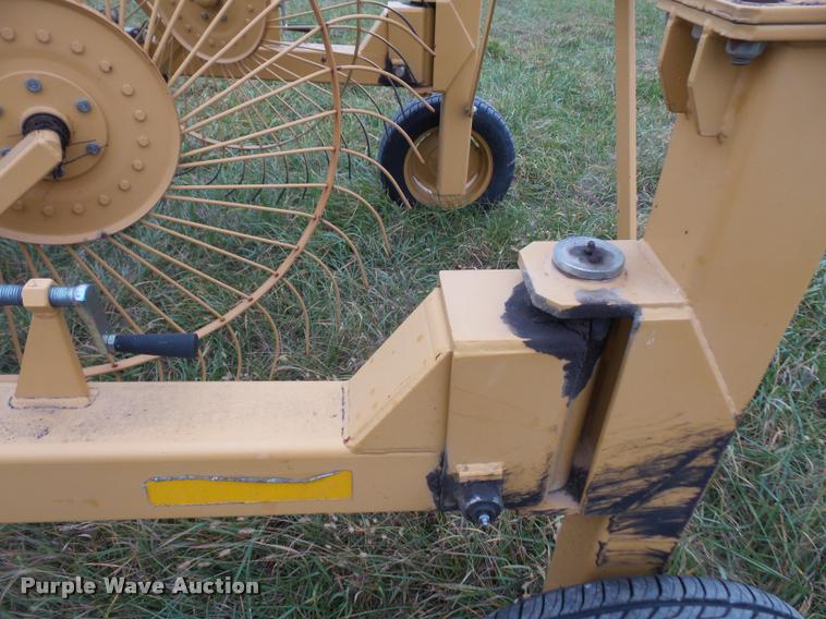 image for item DA3825 2006 Vermeer WRX12 wheel rake