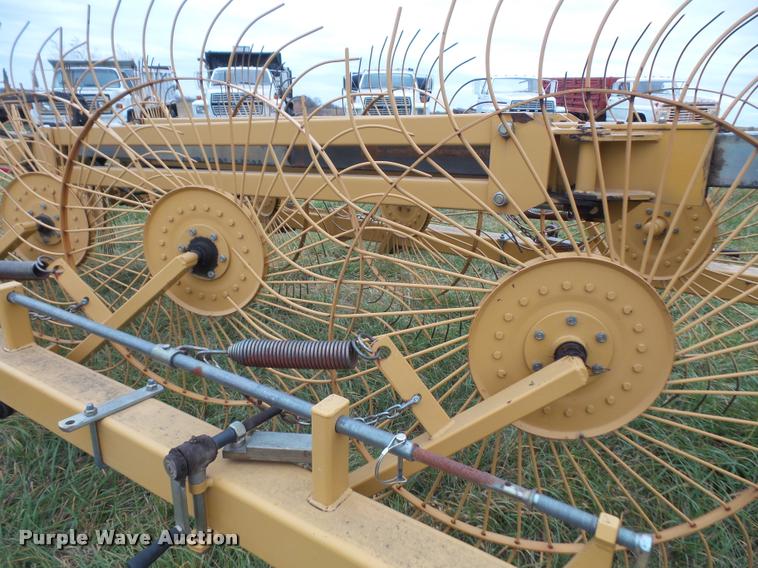 image for item DA3825 2006 Vermeer WRX12 wheel rake