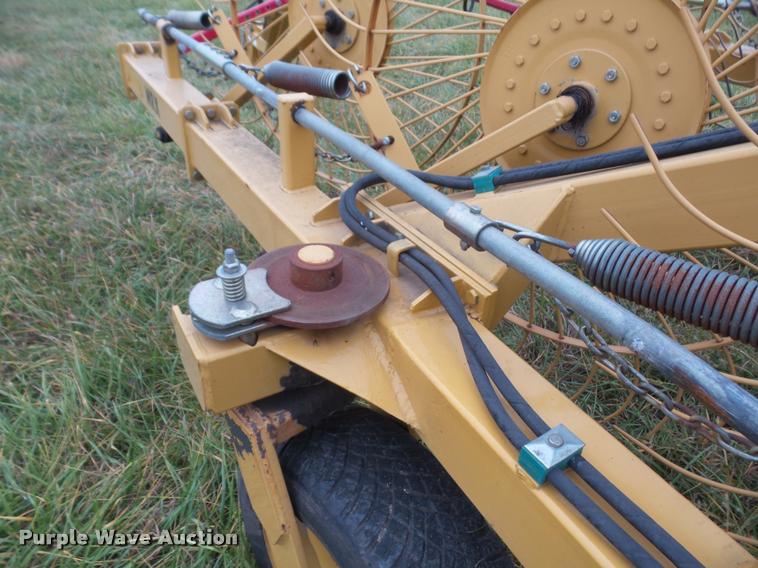 image for item DA3825 2006 Vermeer WRX12 wheel rake