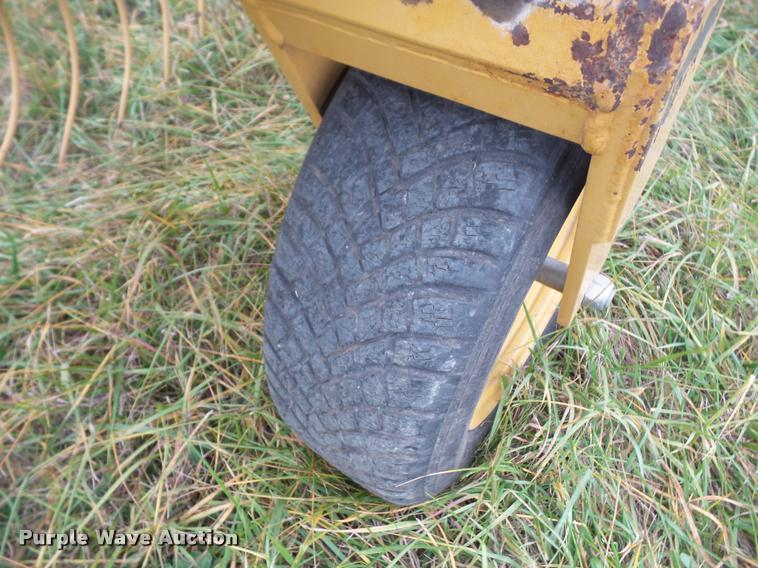 image for item DA3825 2006 Vermeer WRX12 wheel rake