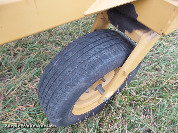 image for item DA3825 2006 Vermeer WRX12 wheel rake