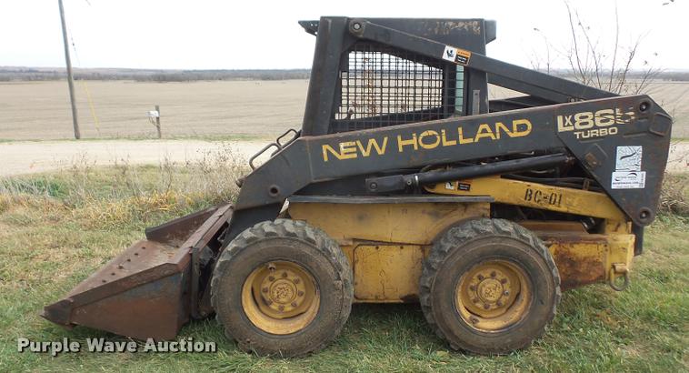 image for item DA3839 1995 New Holland LX865 skid steer
