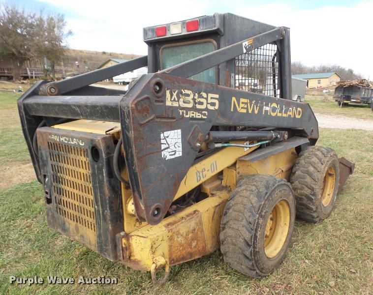 image for item DA3839 1995 New Holland LX865 skid steer