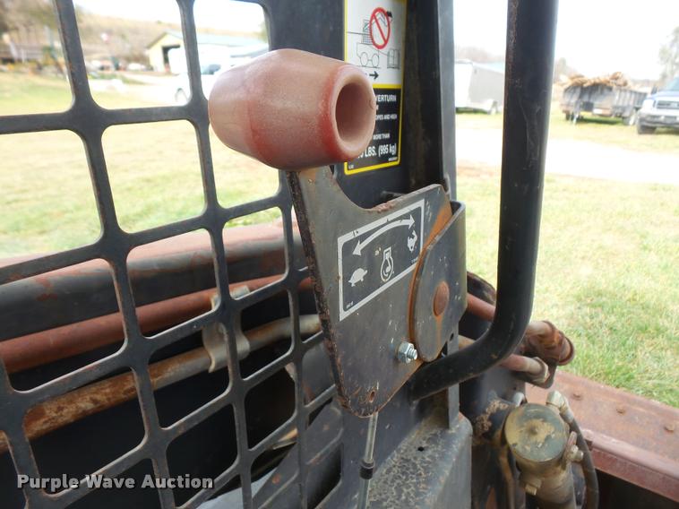 image for item DA3839 1995 New Holland LX865 skid steer