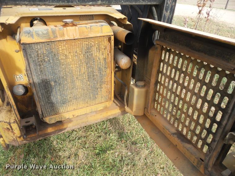 image for item DA3839 1995 New Holland LX865 skid steer