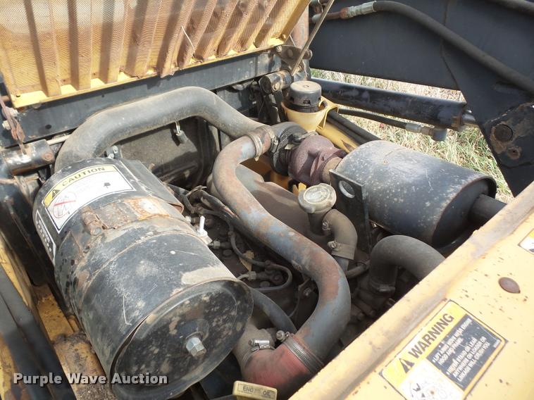 image for item DA3839 1995 New Holland LX865 skid steer