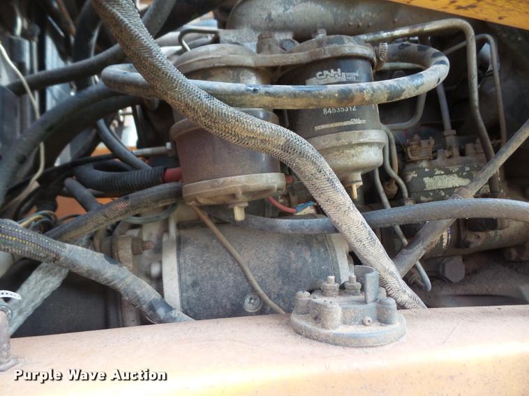 image for item DA3839 1995 New Holland LX865 skid steer