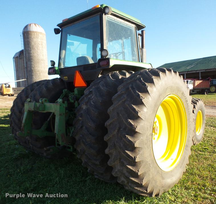 image for item DA3870 1989 John Deere 4955 MFWD tractor