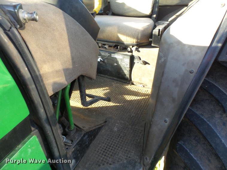 image for item DA3870 1989 John Deere 4955 MFWD tractor