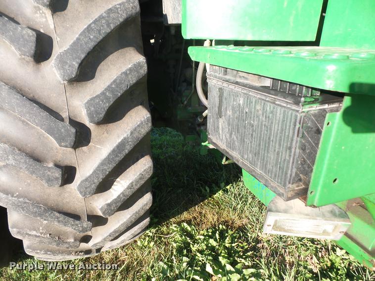 image for item DA3870 1989 John Deere 4955 MFWD tractor