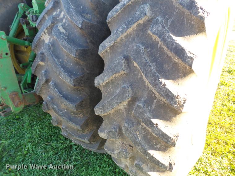 image for item DA3870 1989 John Deere 4955 MFWD tractor