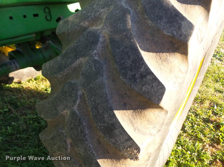 image for item DA3870 1989 John Deere 4955 MFWD tractor