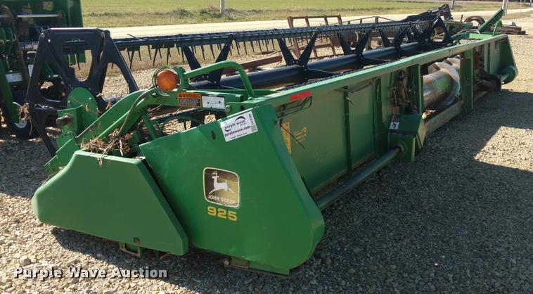 image for item DA4396 1998 John Deere 925 flex platform head