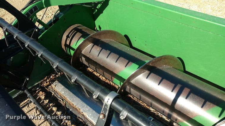 image for item DA4396 1998 John Deere 925 flex platform head