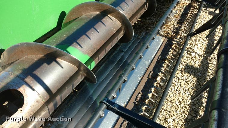 image for item DA4396 1998 John Deere 925 flex platform head