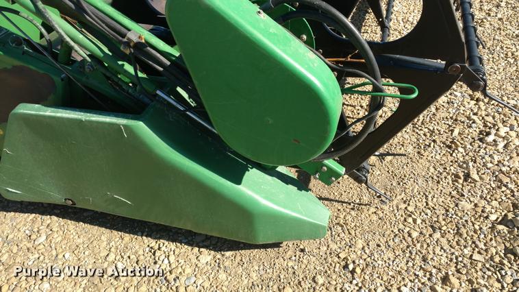 image for item DA4396 1998 John Deere 925 flex platform head