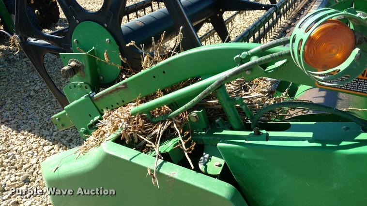 image for item DA4396 1998 John Deere 925 flex platform head