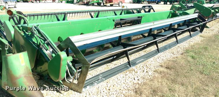 image for item DA4398 1994 John Deere 925 rigid platform head