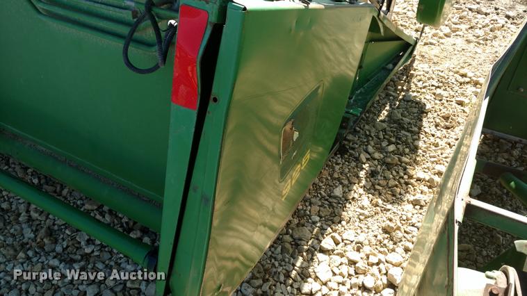 image for item DA4398 1994 John Deere 925 rigid platform head