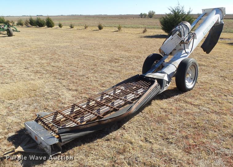 Speed King auger hopper in Dodge City, KS | Item DA4725 sold | Purple Wave