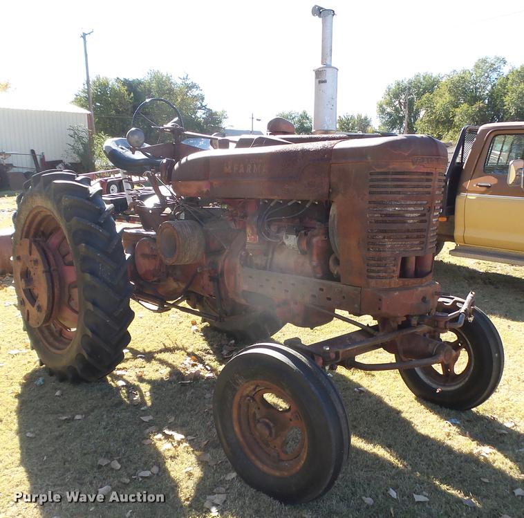 image for item DA4746 1942 Farmall M tractor