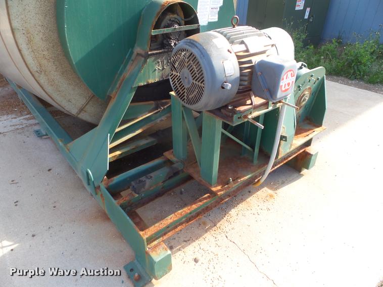 image for item DB3627 Doyle blender with hoppers and conveyor