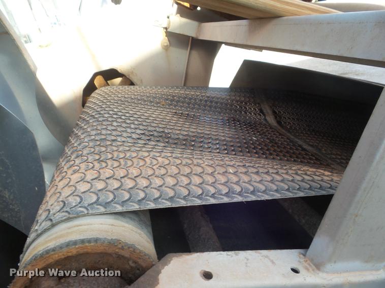 image for item DB3627 Doyle blender with hoppers and conveyor