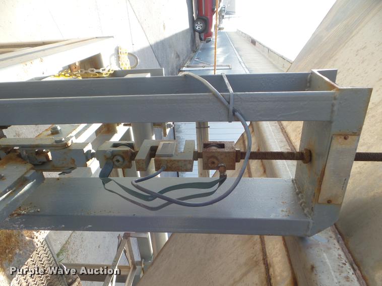 image for item DB3627 Doyle blender with hoppers and conveyor