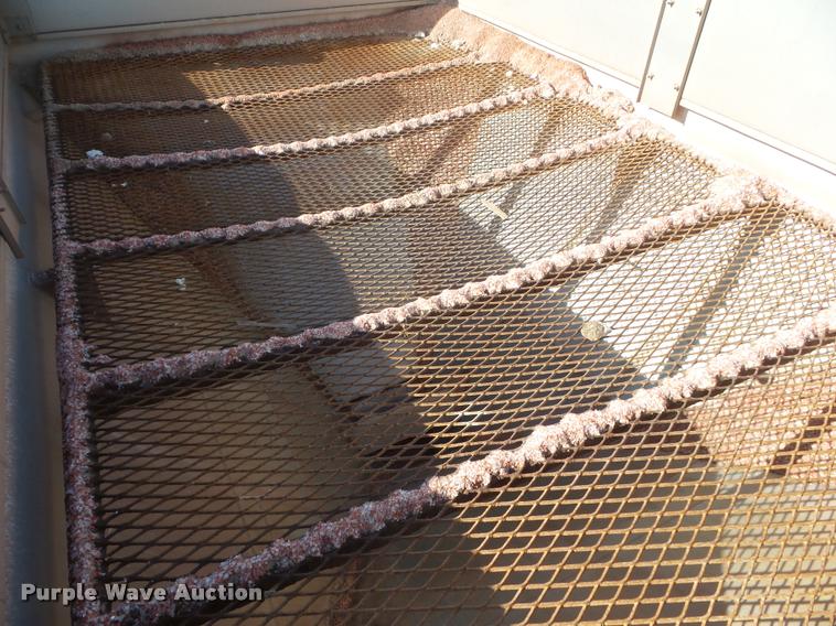 image for item DB3627 Doyle blender with hoppers and conveyor