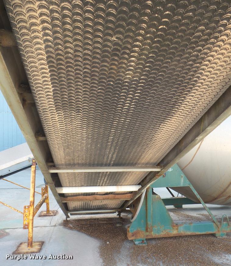 image for item DB3627 Doyle blender with hoppers and conveyor