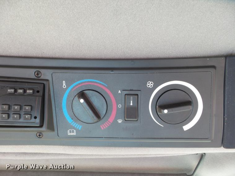 image for item DB3629 2005 Case IH 2388 combine