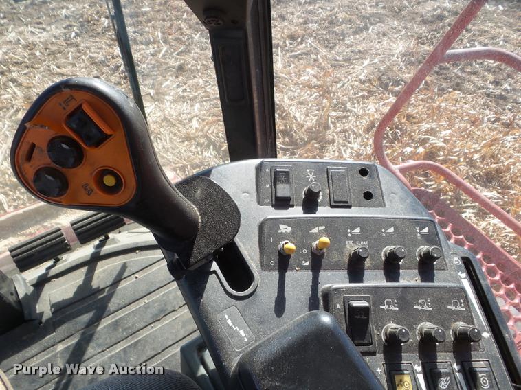 image for item DB3629 2005 Case IH 2388 combine