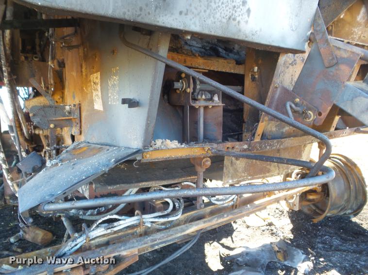 image for item DB3629 2005 Case IH 2388 combine